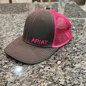 ARIAT women’s baseball hat